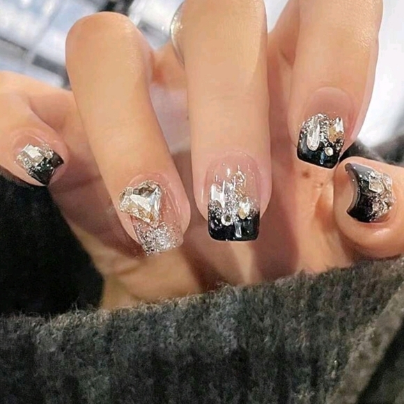 3D Rhinestone Heart French Manicure Press On Nails - Picture 1 of 10